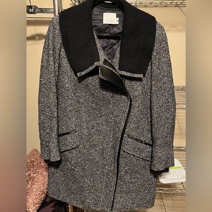 Like new Vince black/white coat w/real leather trim. Sz S.